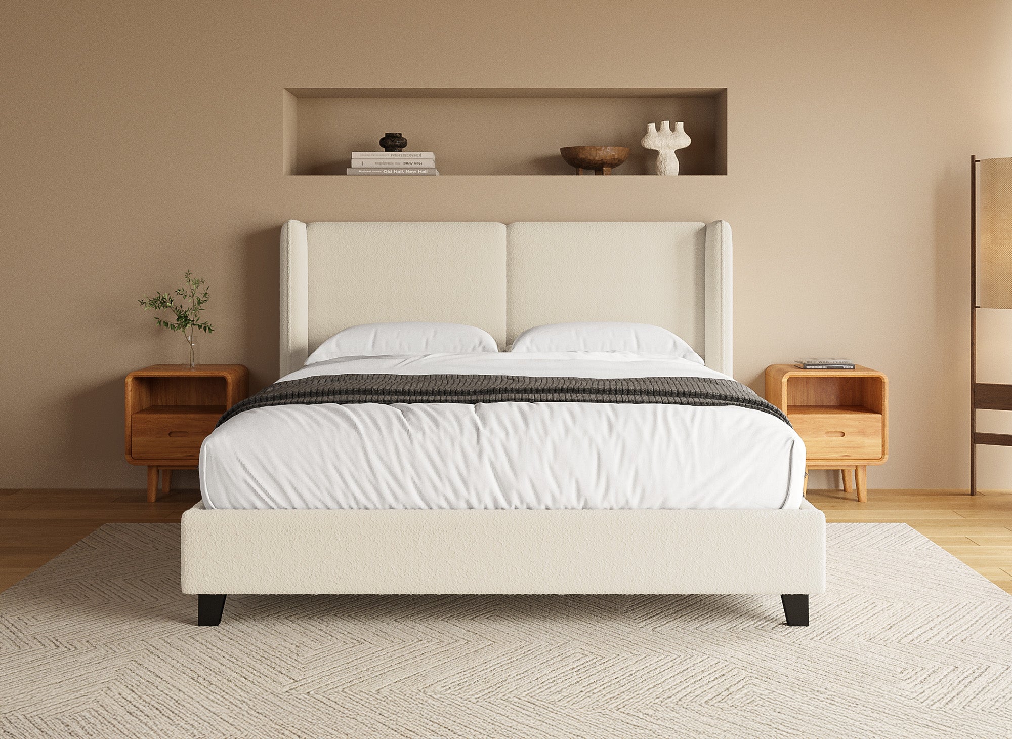 Cama doble KAYDEN de 160x200 cm, tapizada en tela efecto piel de oveja color beige.