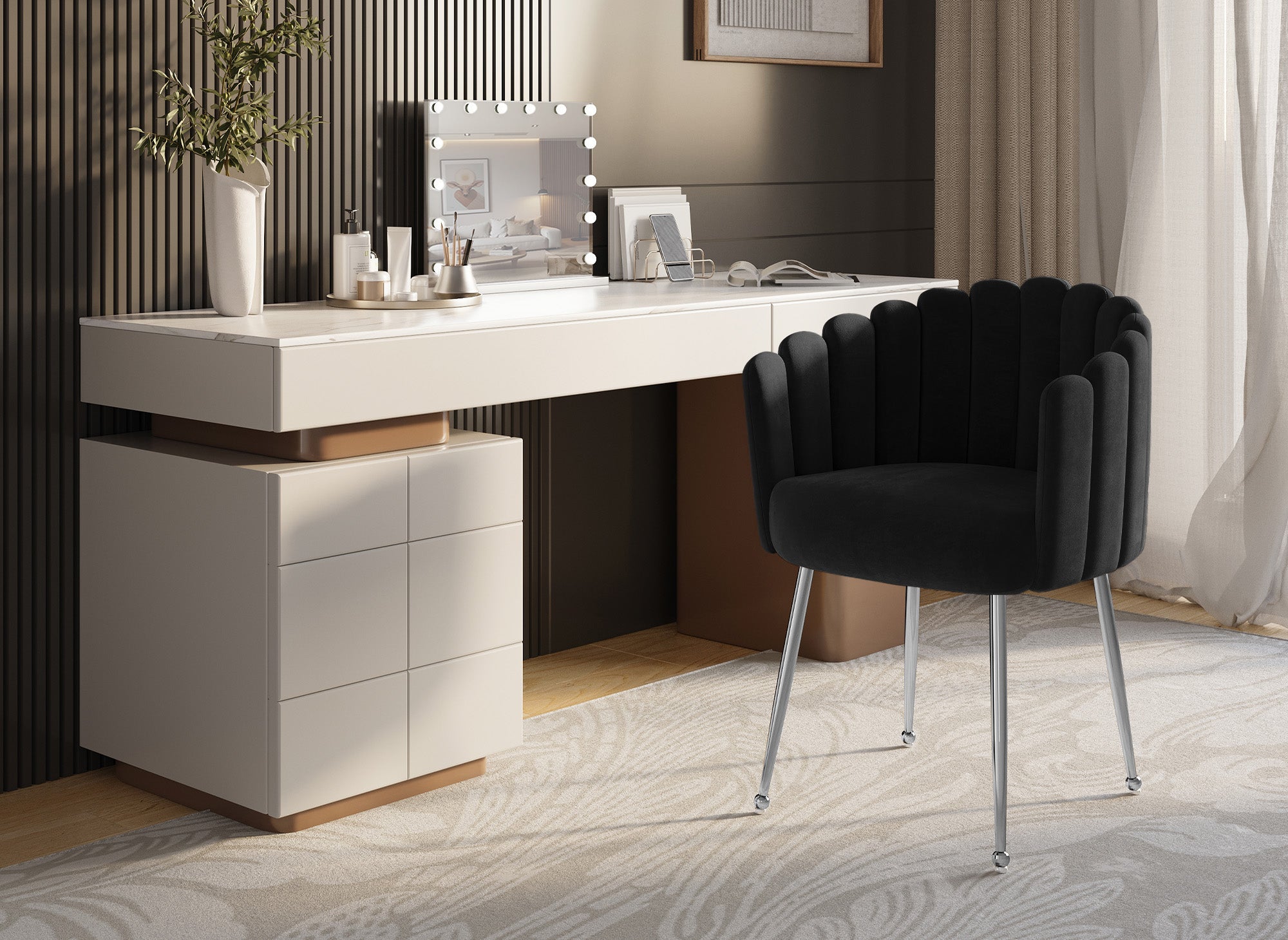 Silla HAYDEN de terciopelo negro con patas de metal plateado