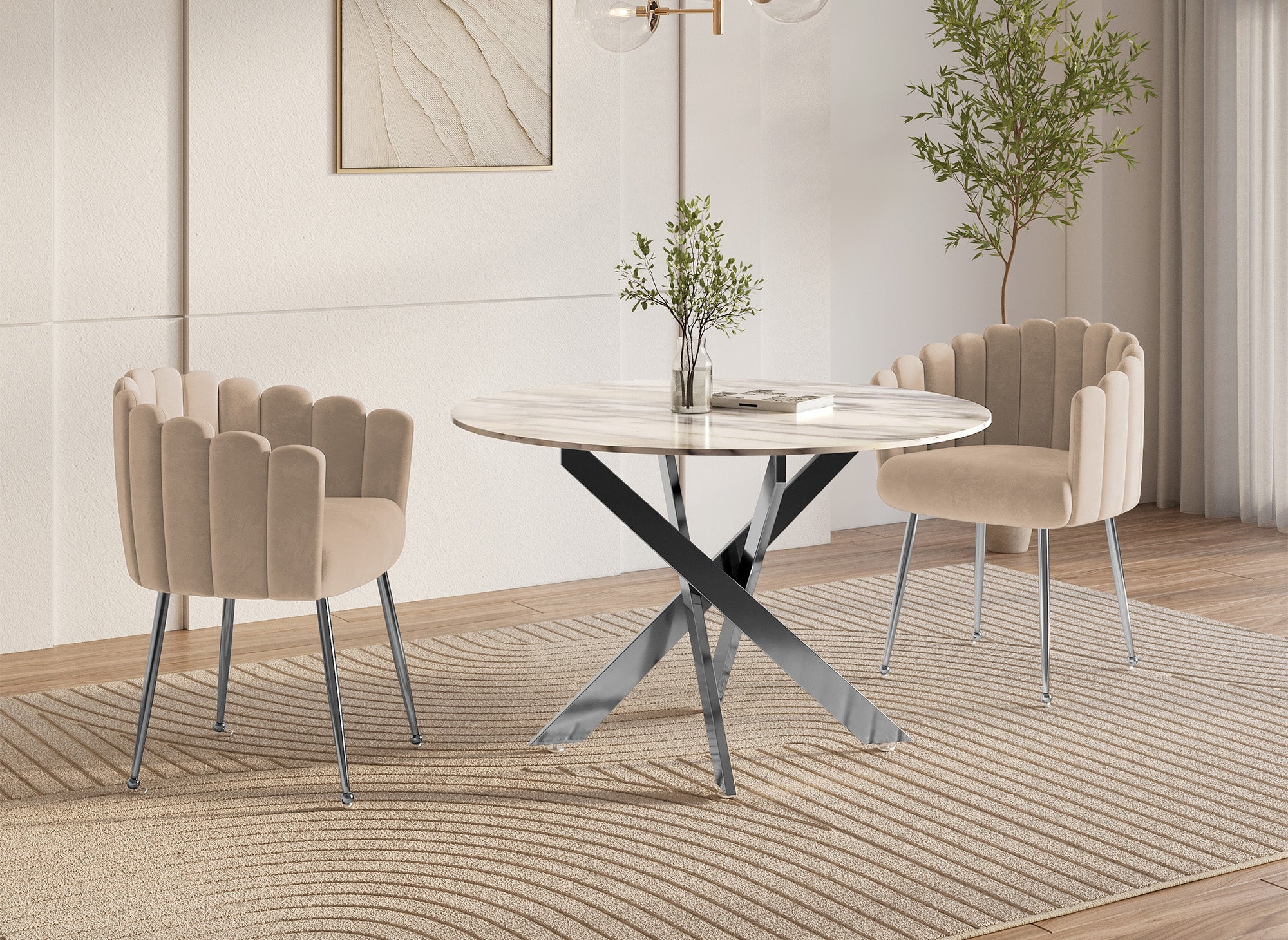 Silla HAYDEN de terciopelo beige con patas de metal plateado