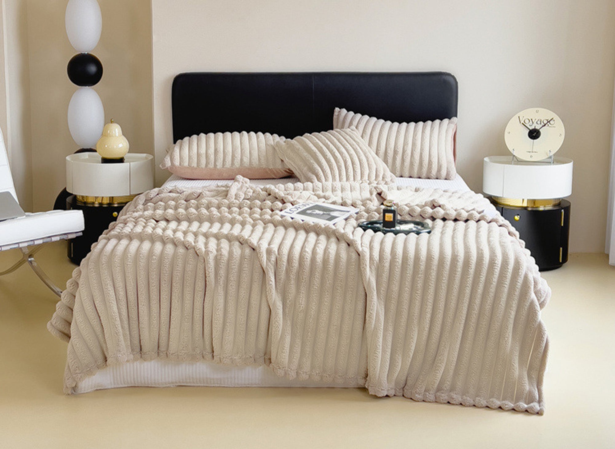 Manta gruesa de pana color topo 150x200 cm CARINO