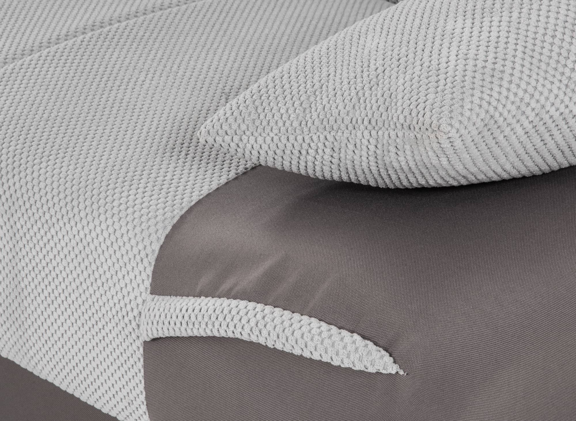 Sofá convertible NATI gris con mecanismo clic-clac