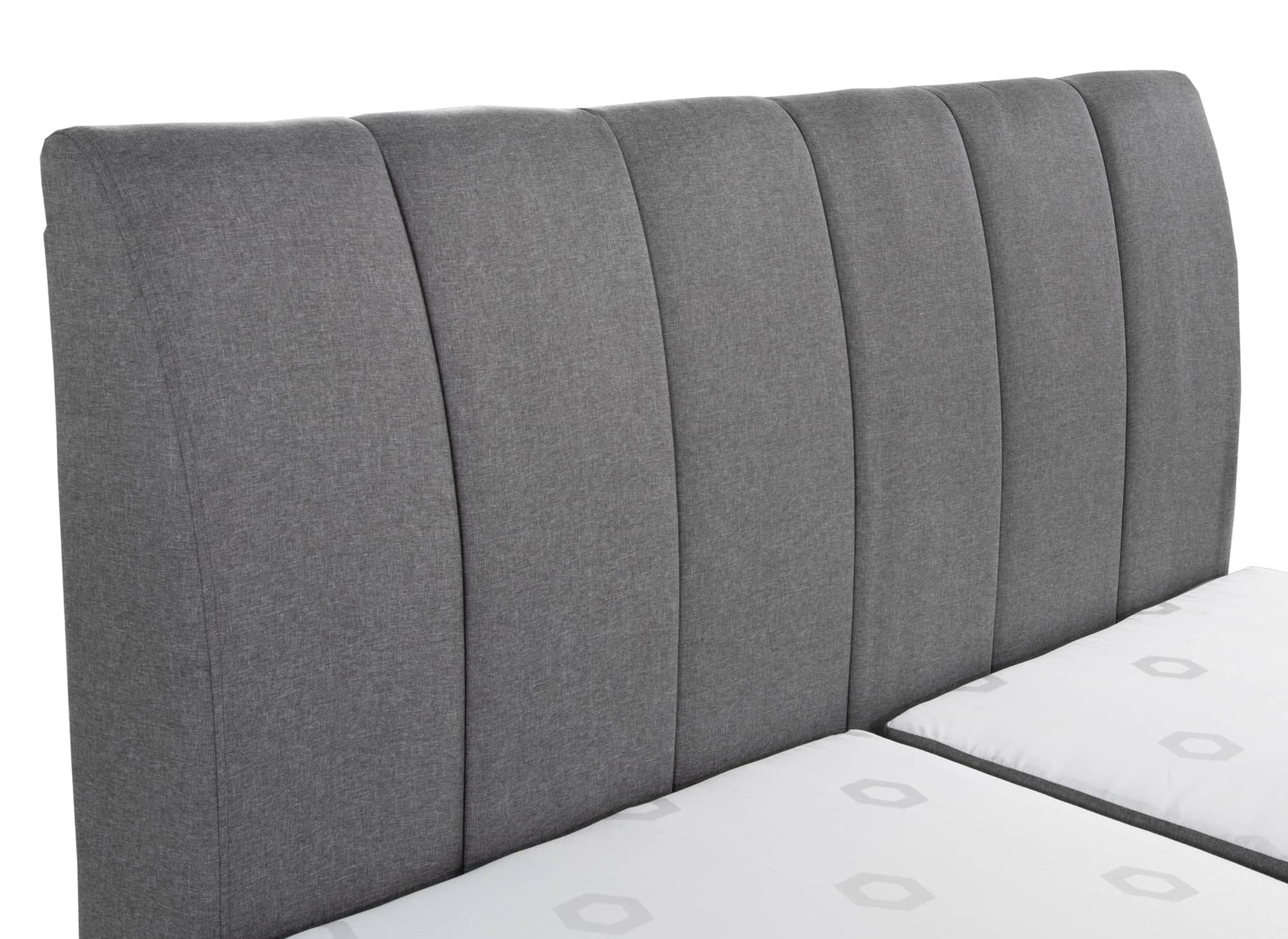 Cama con somier de 180x200 con compartimento de almacenaje en tela gris - VALERIA