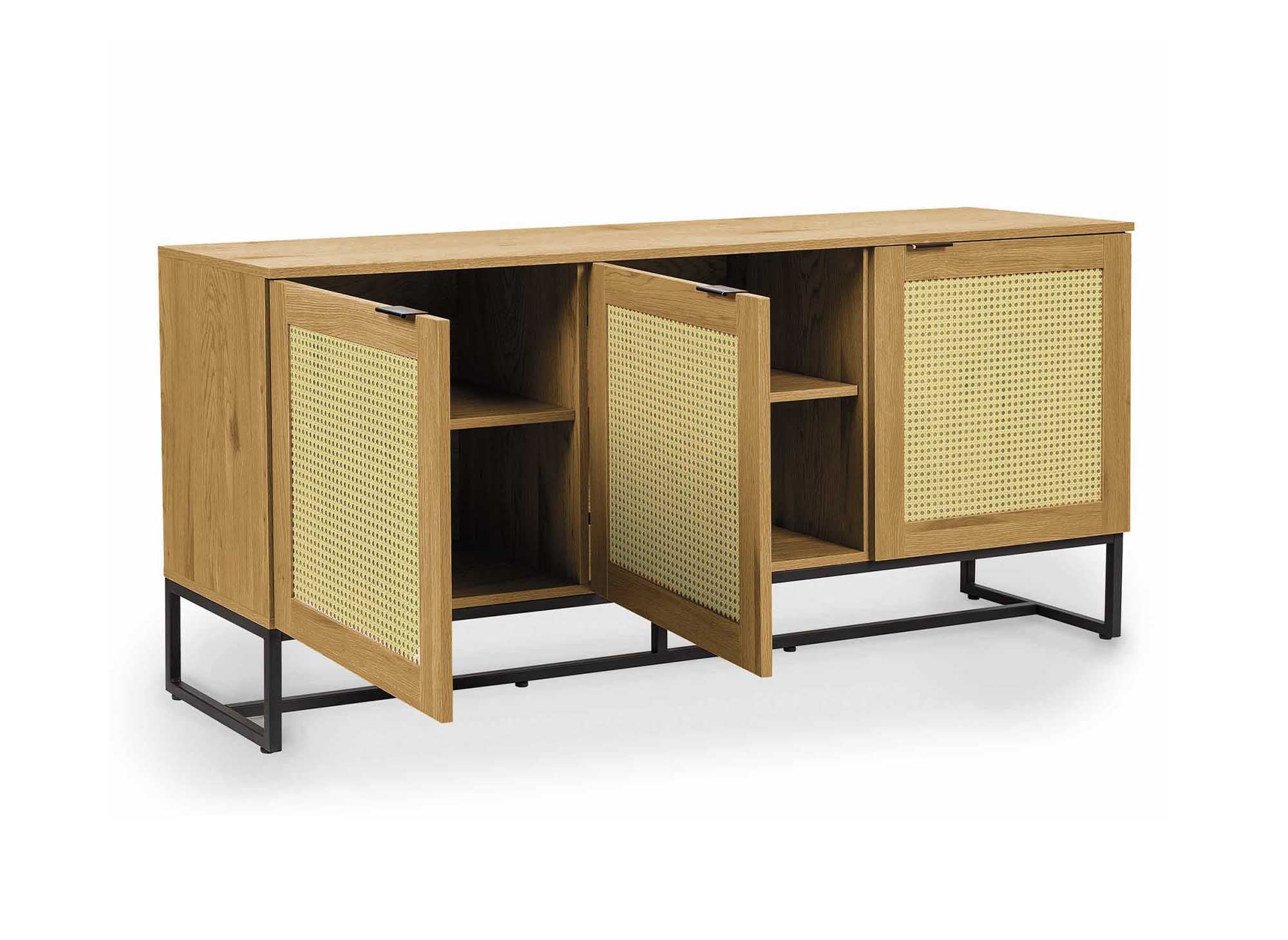 Aparador escandinavo TULLIO de 3 puertas en madera, metal y rejilla.