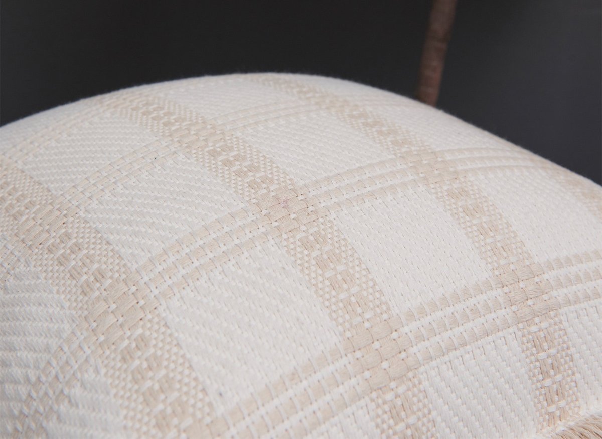 Coussin blanc et beige à carreaux 45x45 cm WARMY - DécoInParis