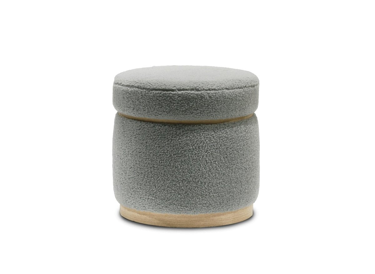 Pouf design en tissu effet peau de mouton gris et bois clair DIVA - DécoInParis