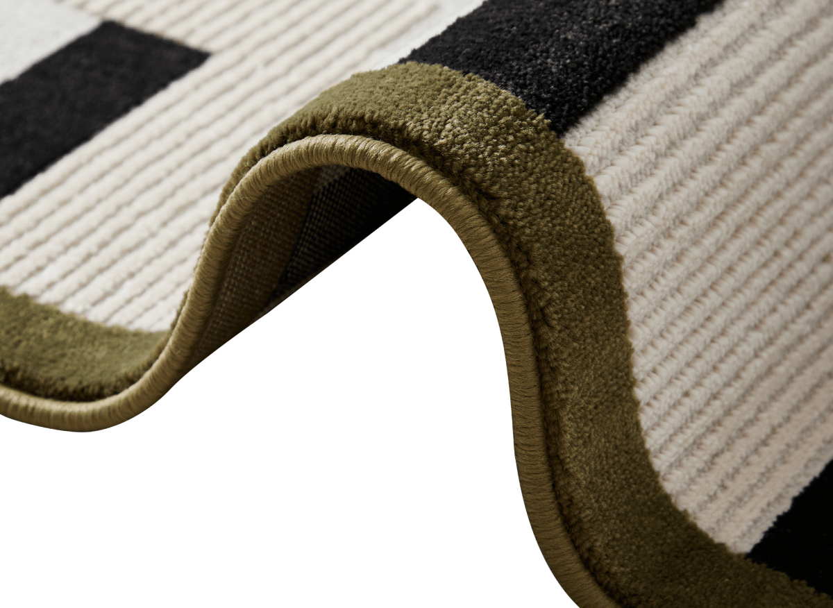 Tapis blanc à motifs noirs, verts et orange 160 x 230 cm ELINN - DécoInParis