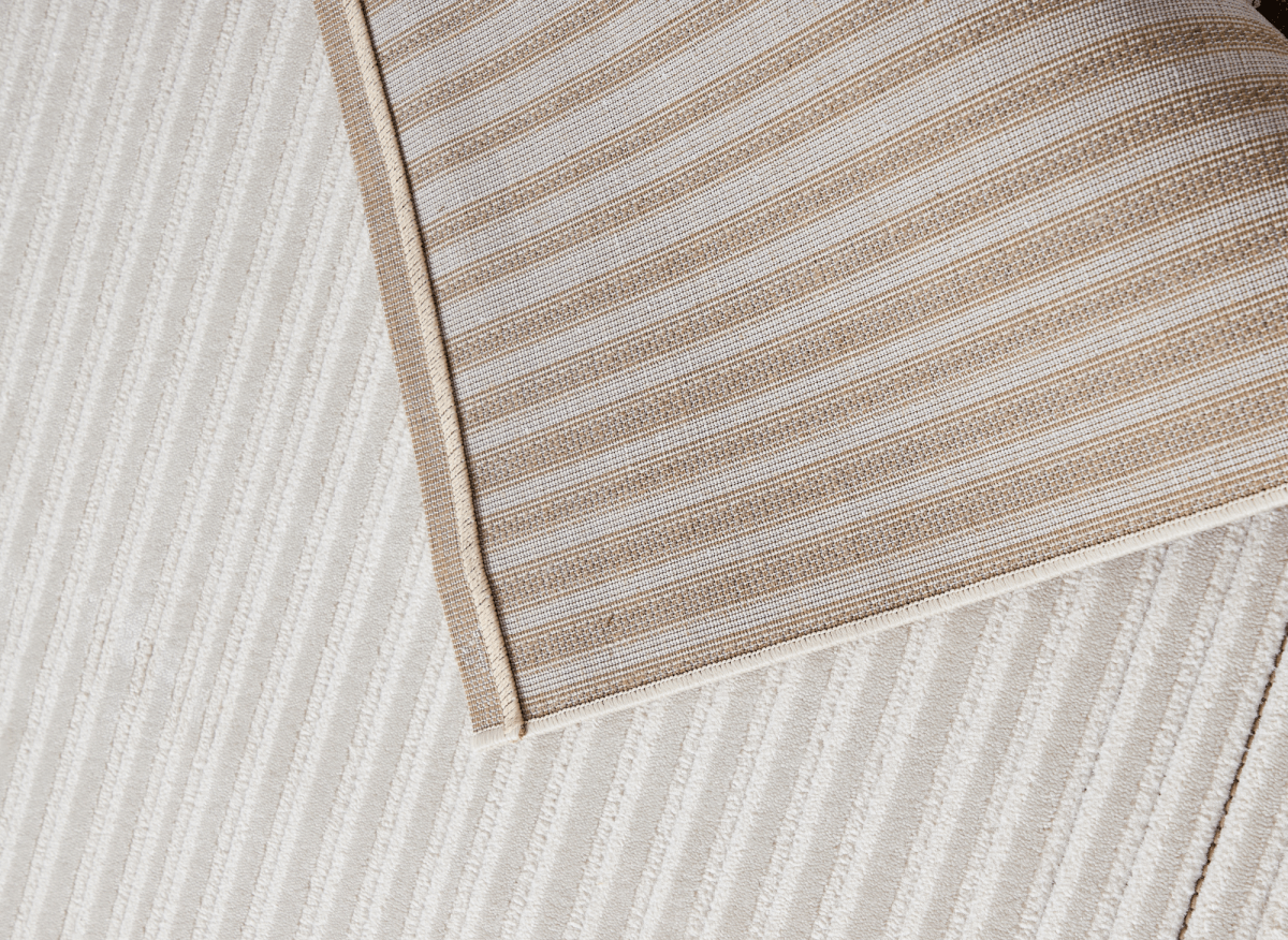 Tapis blanc écru à motifs chevrons 160 x 230 cm AMONA - DécoInParis