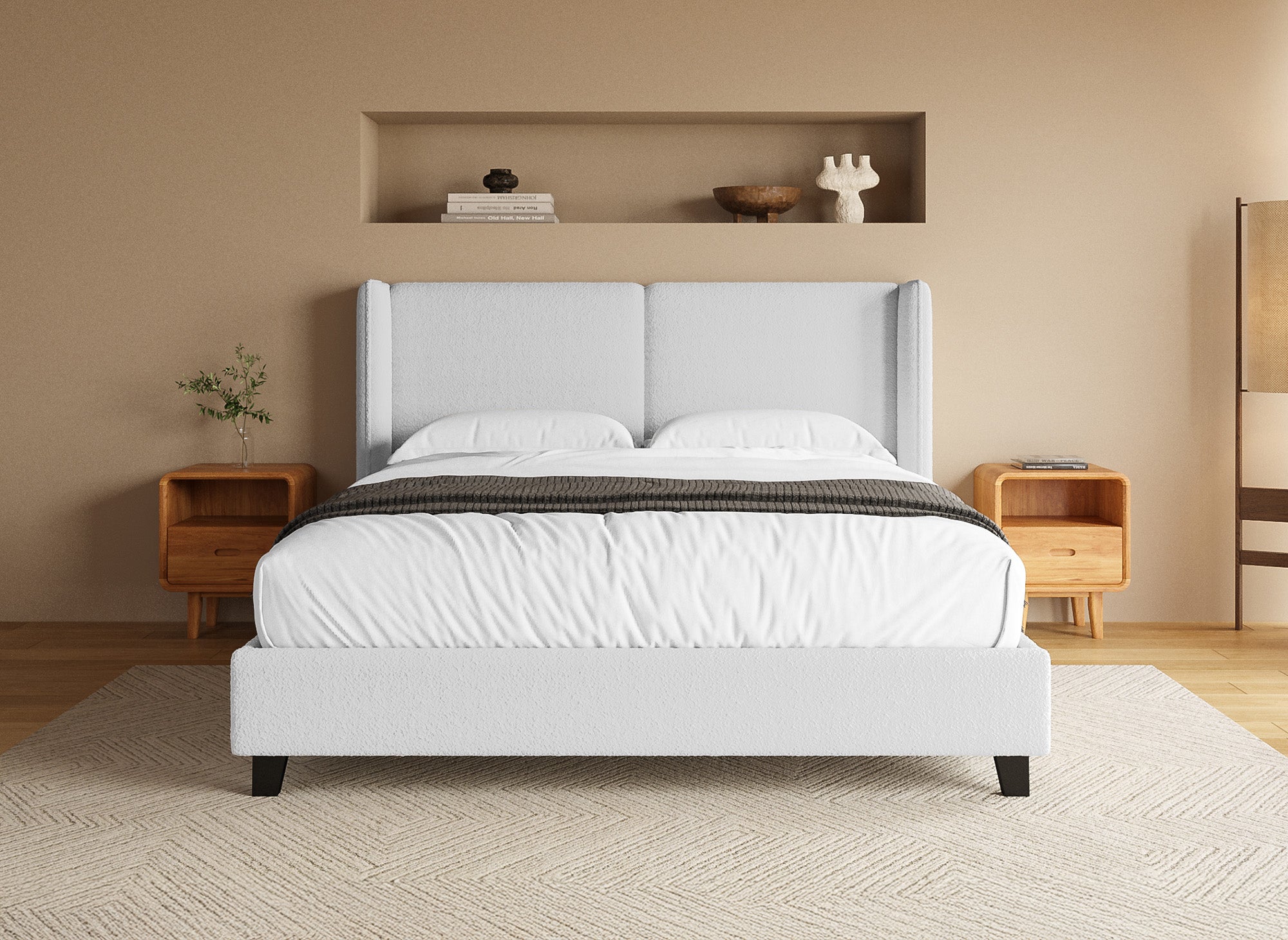 Cama doble KAYDEN de 160x200 cm, tapizada en tela con efecto piel de oveja gris claro.