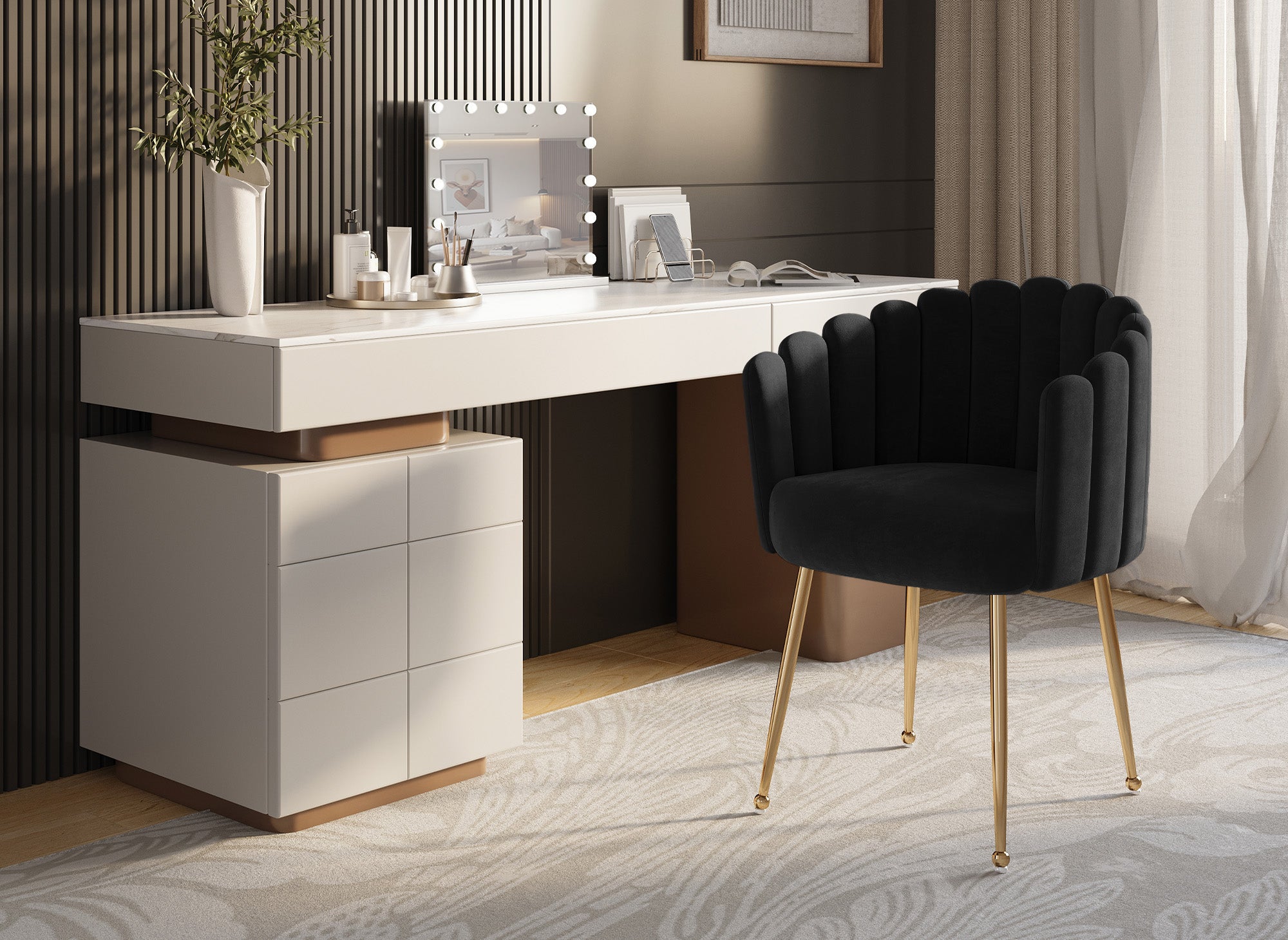 Silla HAYDEN de terciopelo negro con patas de metal dorado