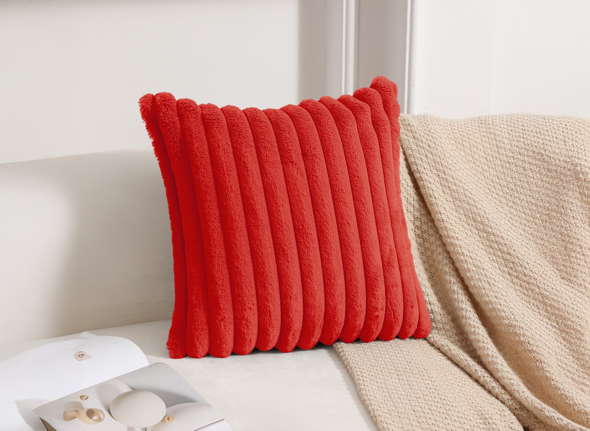 Cojín cuadrado de pana roja con efecto piel, 45x45 cm, URBAN