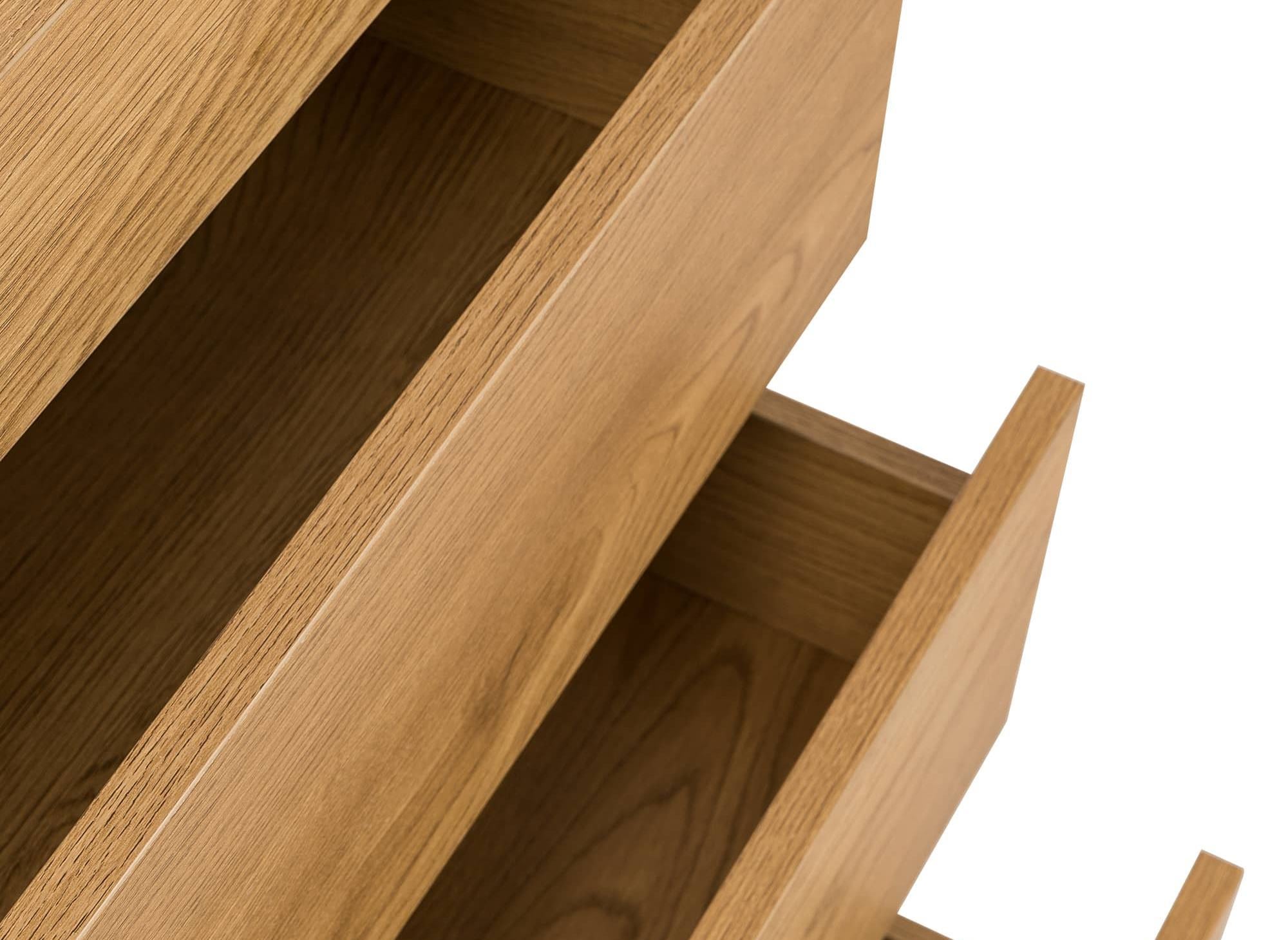 Cómoda SACHA de 4 cajones en madera color roble