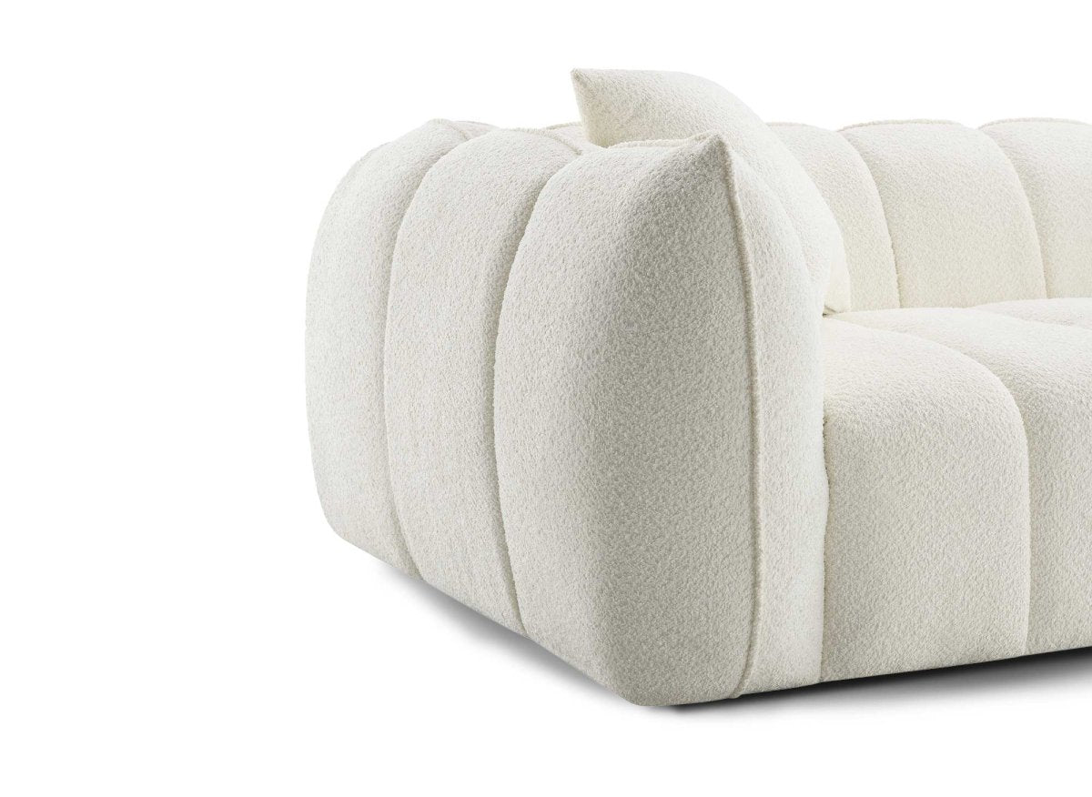 Canapé fixe 3 places effet peau de mouton écru ALISSA - DécoInParis