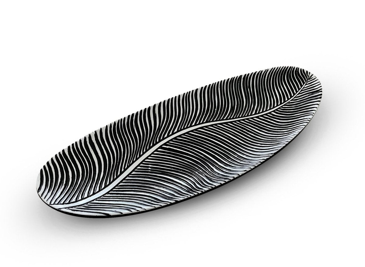 Coupelle ovale en résine noire et blanche 49 cm EBENE - DécoInParis