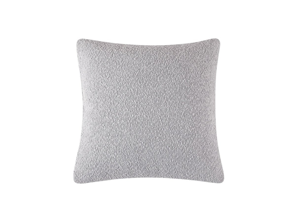 Coussin carré 45x45 cm en tissu effet peau de mouton gris clair EDEN - DécoInParis