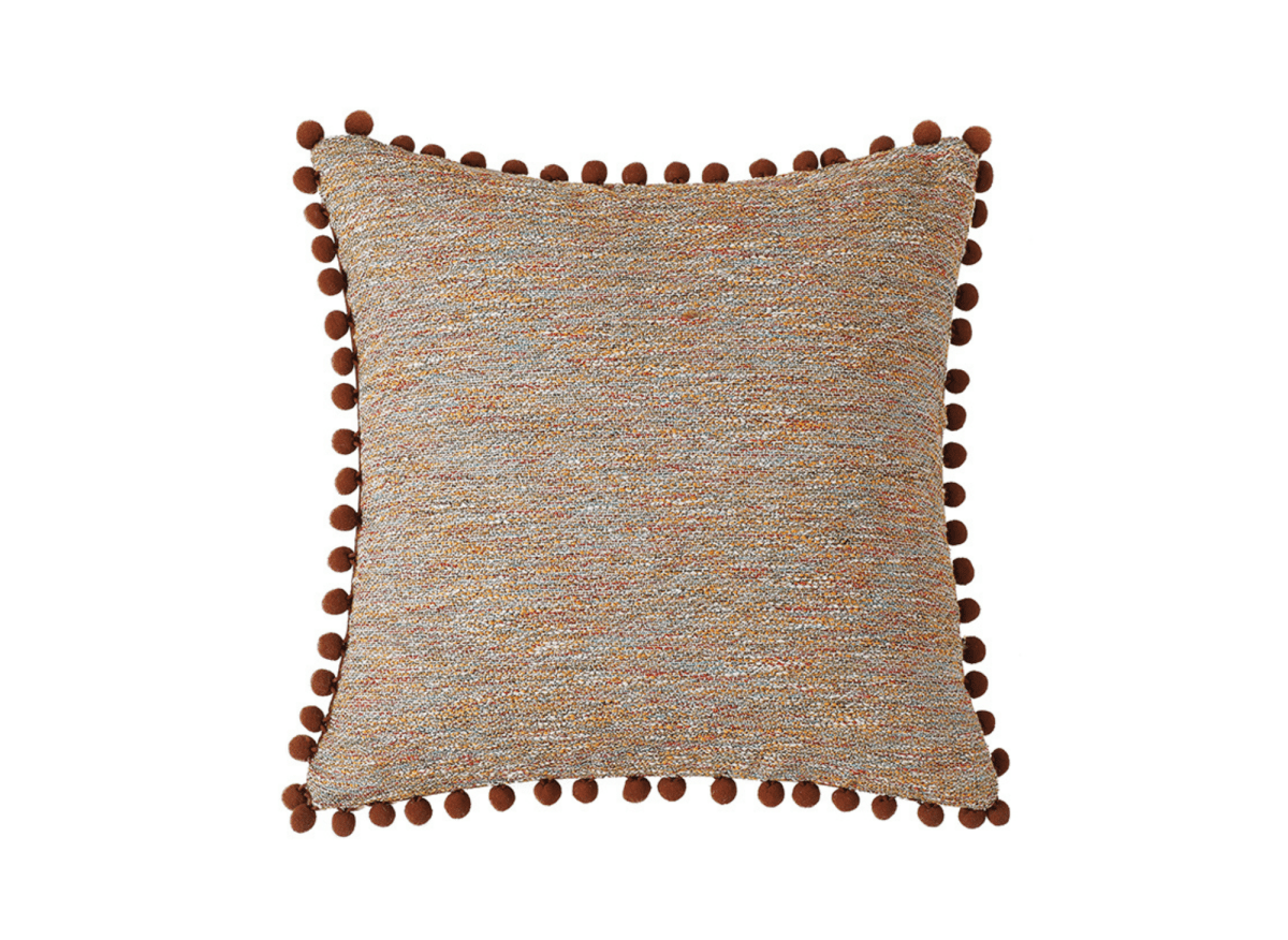 Coussin orange en tweed avec ponpons 45x45 cm POPINE - DécoInParis