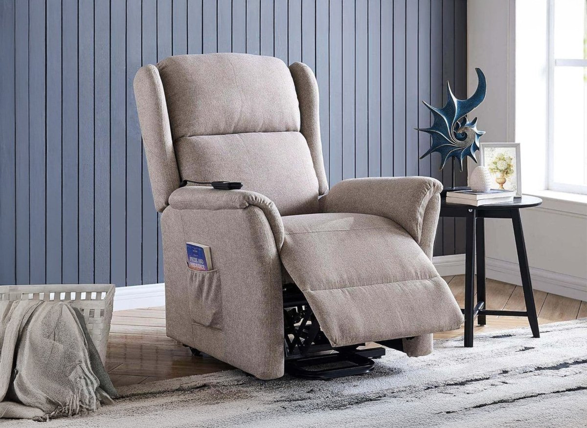 Fauteuil releveur relax en tissu beige à commande électrique PETER - DécoInParis