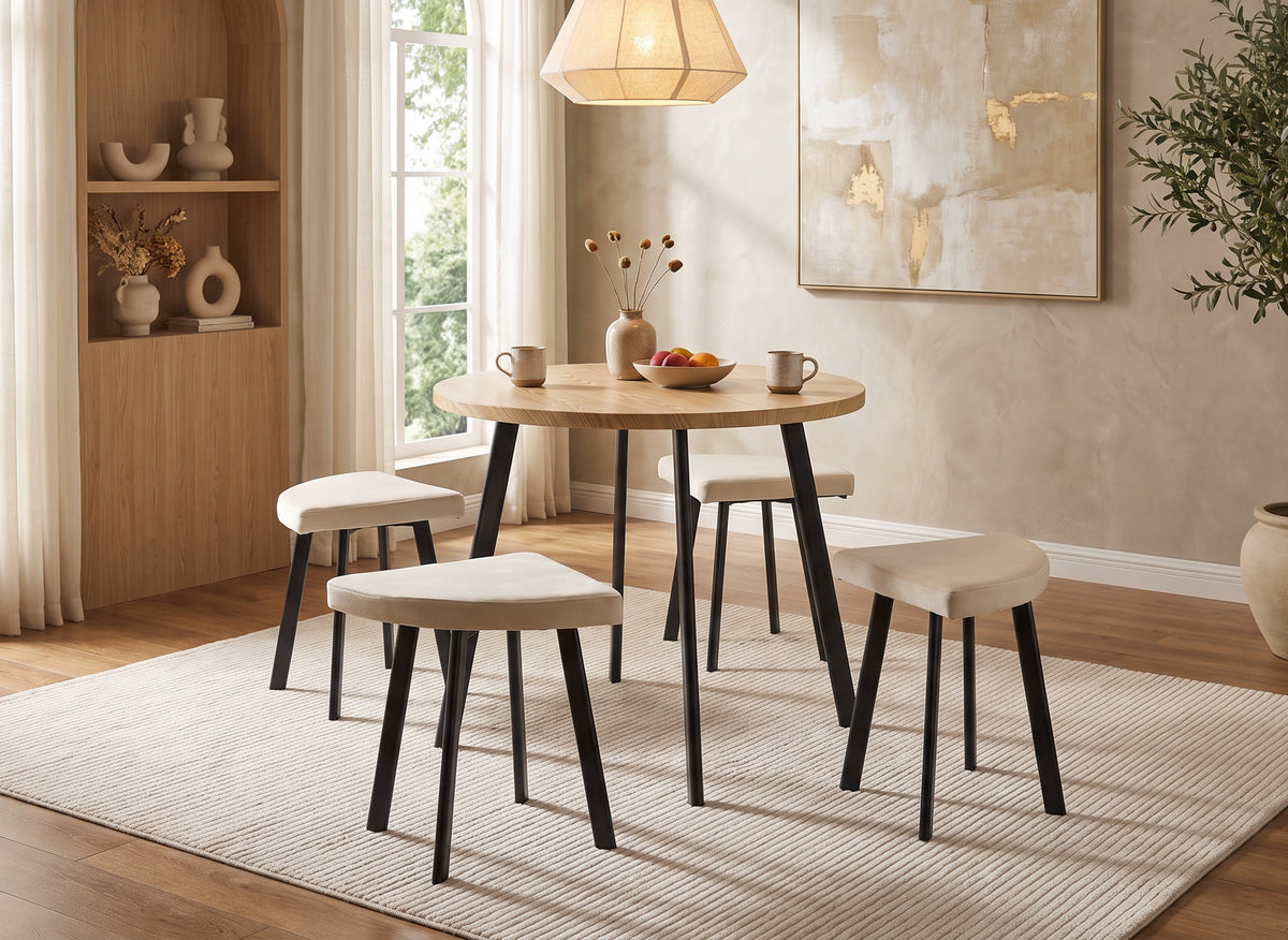 Conjunto de mesa de comedor IRINA de madera color beige con 4 taburetes
