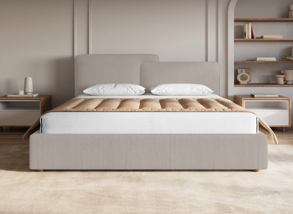 Lit coffre en velours côtelé taupe 180x200 cm ZELIA - DécoInParis