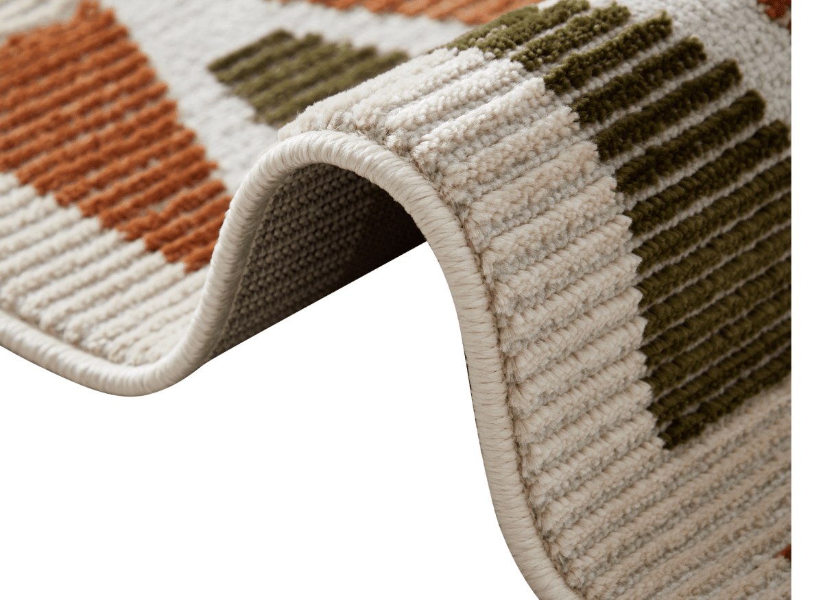 Tapis beige à motifs géométriques verts et terracotta 160 x 230 cm IONA - DécoInParis