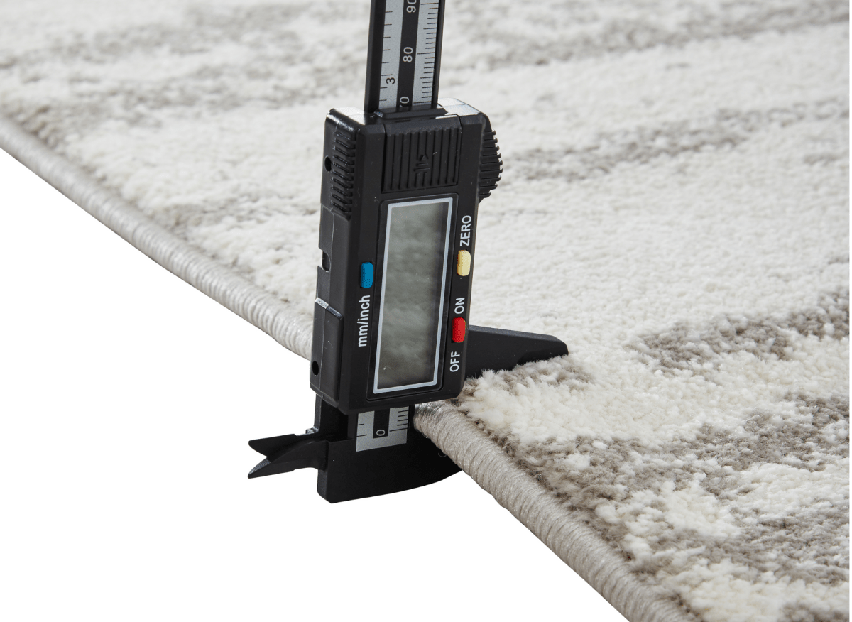 Tapis strié beige et gris 200 x 290 cm NOEA - DécoInParis